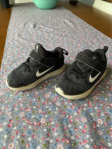 Nike spor ayakkabı