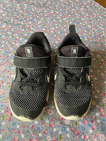 23 Beden Nike spor ayakkabı