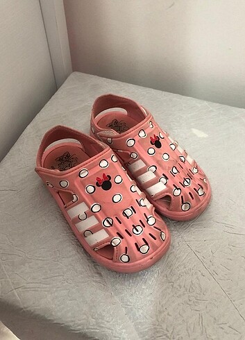 Adidas sandalet