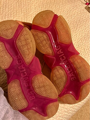 39 Beden Balenciaga