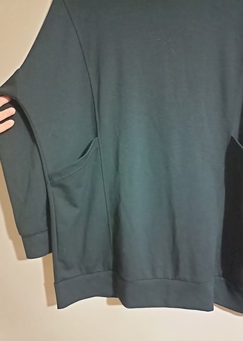 Siyah Yüksek Yakalı Kadın Sweatshirt - Görsel 4