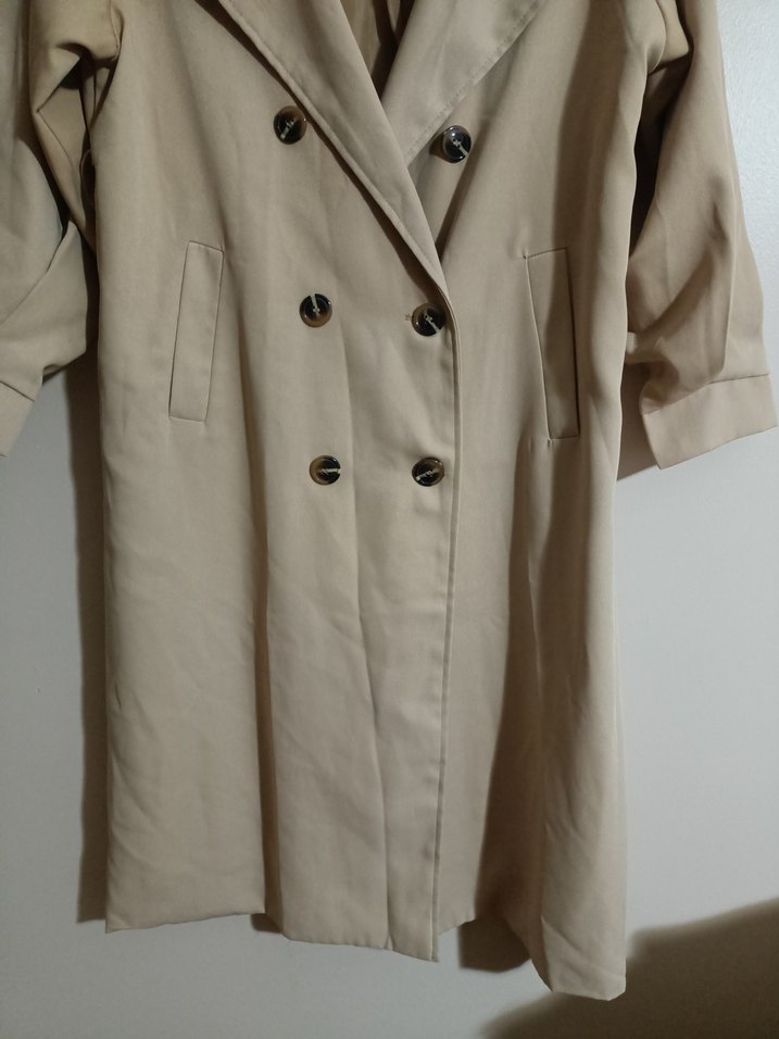 Bej Uzun Düğmeli Kadın Trençkot - Görsel 5