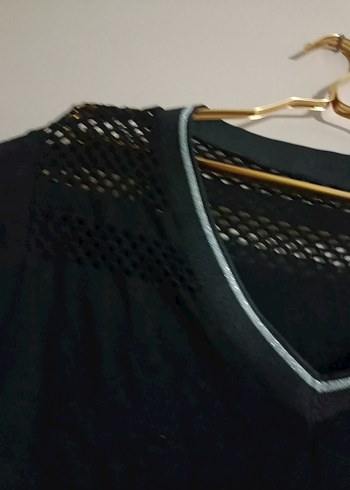 V Yaka Siyah Triko Goth Kadın Kazak - Görsel 4