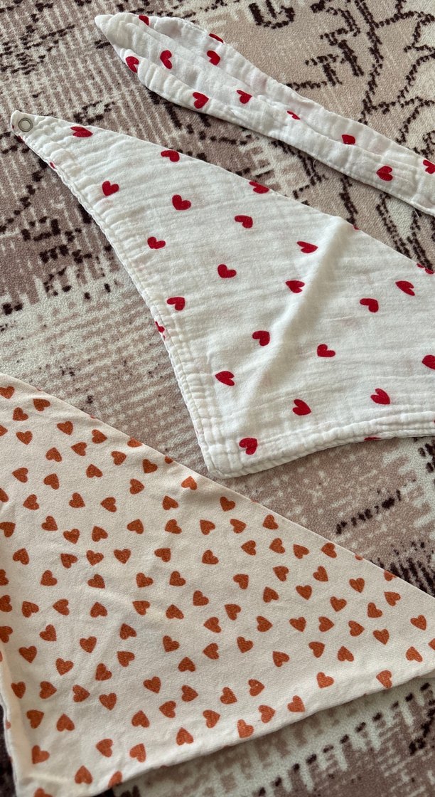 Nakışlı Kahverengi Bebek Önlüğü - Görsel 2