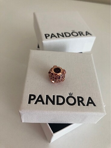 Pandora Pandora charm