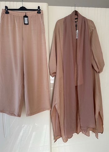42 Beden ten rengi Renk Pudra Uzun Kollu Salaş Kadın Kimono