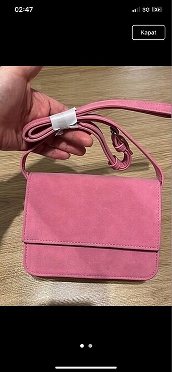 Pembe çanta