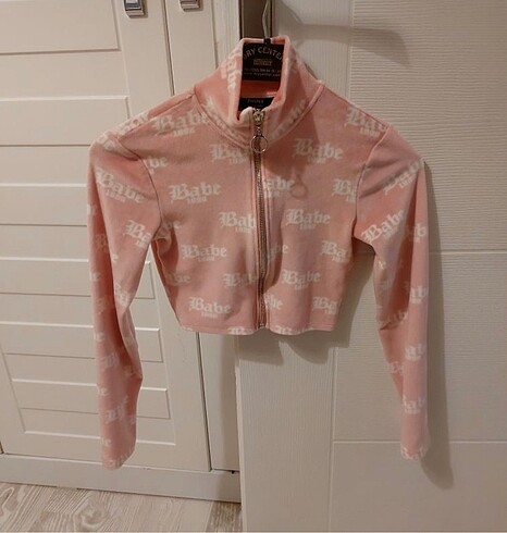 Bershka crop