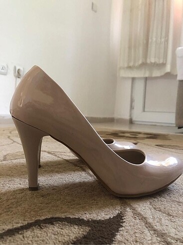 Essence Şık stiletto