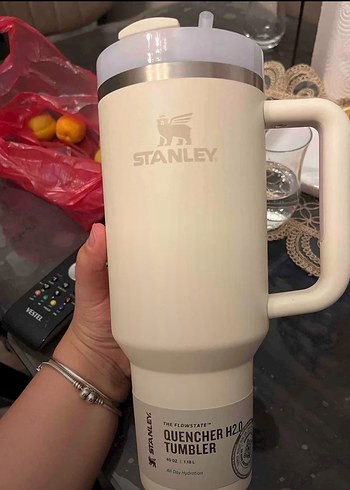Beden Stanley Beyaz pipetli Termos