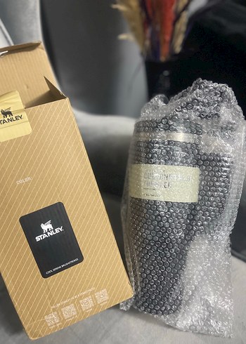 Stanley Siyah Quencher H2.0 Termos Bardak - Görsel 3