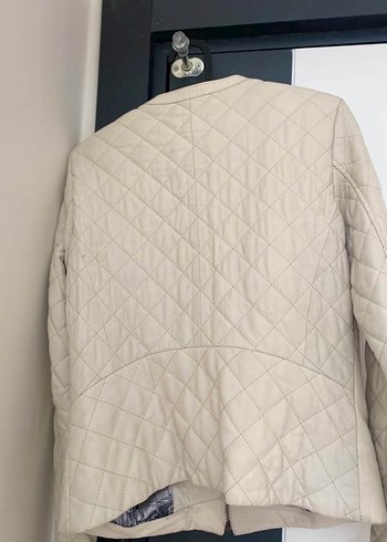 Bej Kadın Deri Ceket, Fermuarlı, Düz Desen - Görsel 2