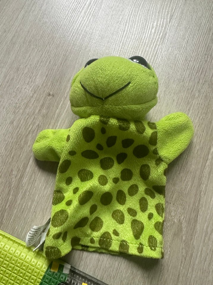 Yeşil Noktalı Peluş El Kuklası - Görsel 4