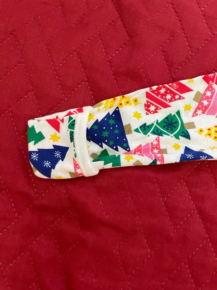 Old Navy Marka Yeni Yıl Ağaçlı Tulum - Görsel 3