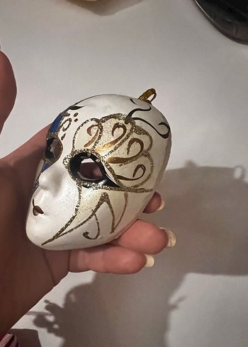 El Yapımı Dekoratif Kadın Maskesi - Görsel 2
