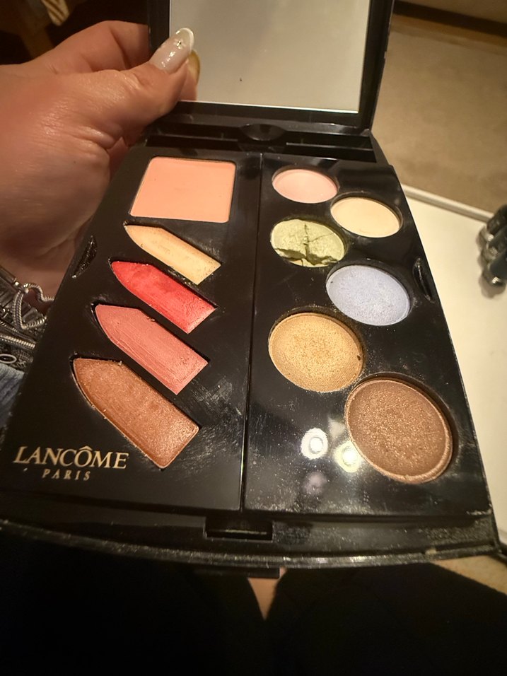 Çok Renkli Göz Farı Paleti - Görsel 2