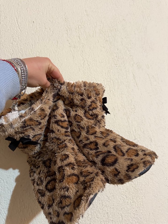 Kızlar için Leopar Desenli Sıcak Terlik - Görsel 2
