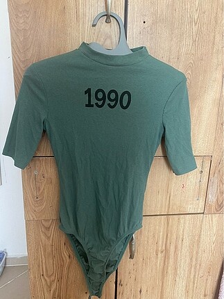Çıtçıtlı yeşil body