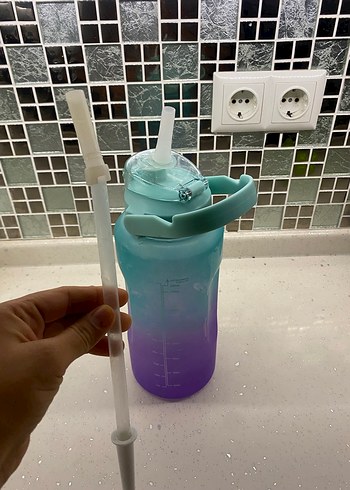 2000 ml  Kapasiteli su şişesi - Görsel 2