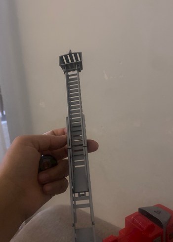 Kırmızı İtfaiye Oyuncak Arabası - Görsel 3