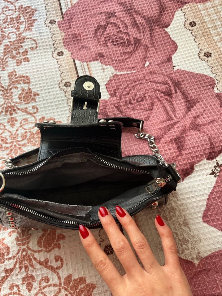 Siyah Yılan Desenli Punk Deri Kadın Çanta - Görsel 4