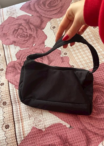 Minimalist Siyah Fermuarlı Kadın Çanta - Görsel 2