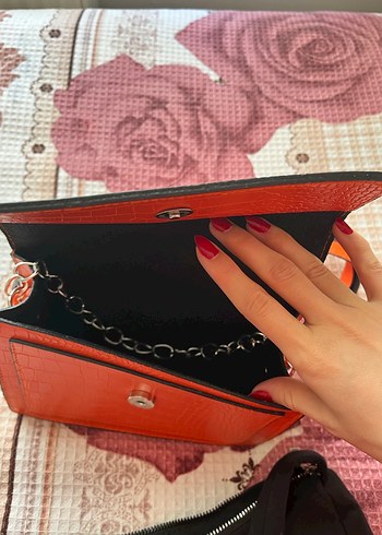 Turuncu Yılan Derisi Desenli Kadın Deri Çanta - Görsel 2