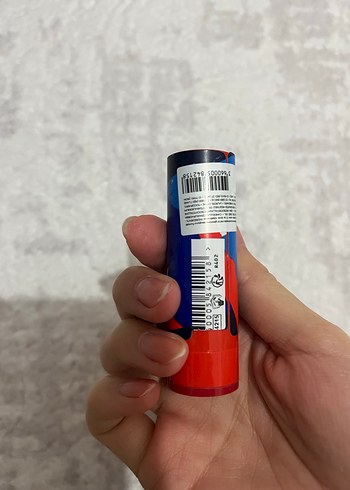 8 Saat Kalıcı Yoğun Kırmızı Mat Ruj - Görsel 3