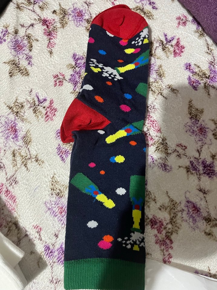 Çok Renkli Desenli Çorap - Görsel 2