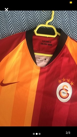 Galatasaray 19/20 sezon iç saha forması