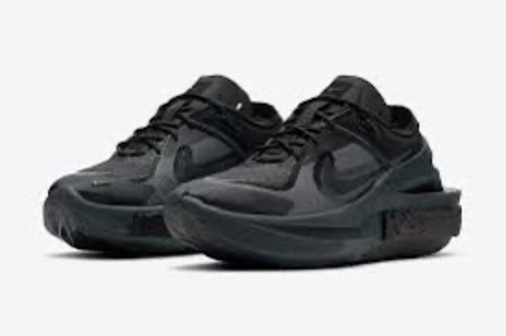38,5 Beden Nike Fontanka Edge Zoomx Black Womens CU1450-001
