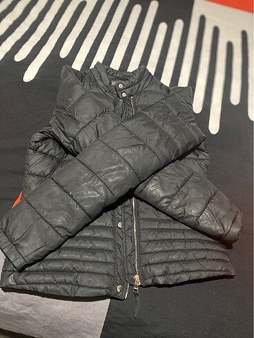 Bershka Mont.