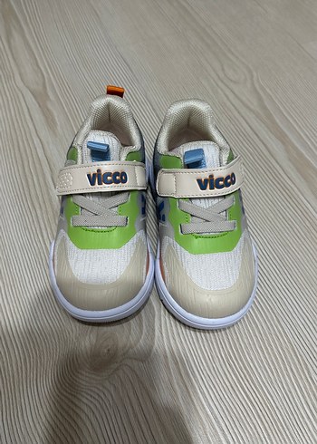 Vicco Erkek Çocuk Beyaz Bağcıksız Spor Ayakkabı