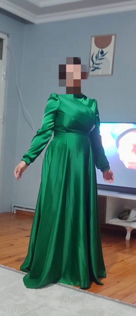 Yeşil Drapeli Uzun Kollu Tesettür Abiye - Görsel 2