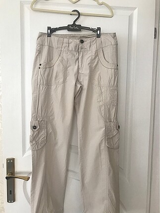 Yanlardan Cepli kargo pantolon