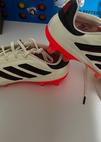 Beyaz adidas copa 42, 40,5 ve 40 var tam prof - Görsel 6