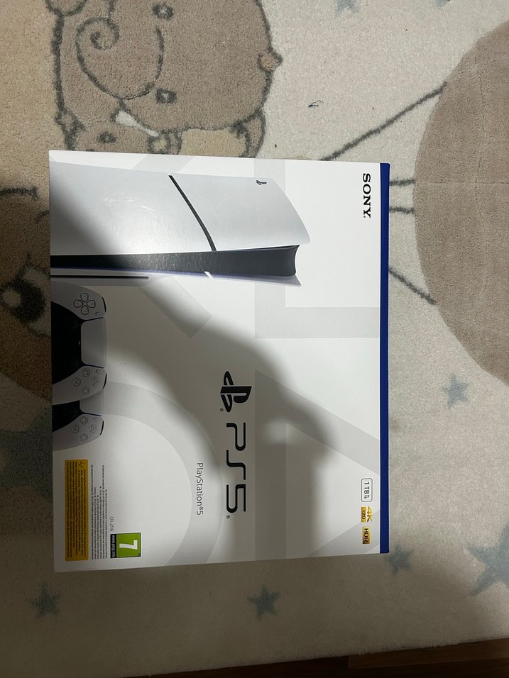 Sony PlayStation 5 1TB Oyun Konsolu cdli çift kollu - Görsel 3