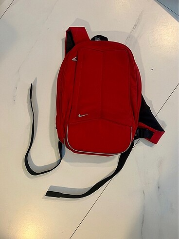 Orjinal Nike Sırt Çantası. Kırmızı.