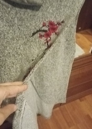 Nakışlı Gri Triko Kadın süveter. Ürün hiç kullanılmadı. - Görsel 7