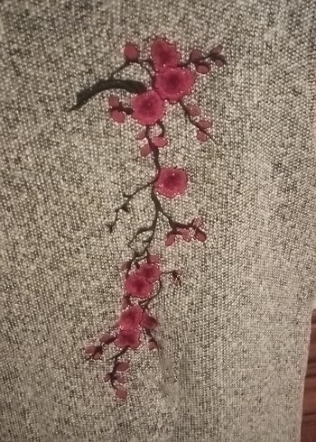 Nakışlı Gri Triko Kadın süveter. Ürün hiç kullanılmadı. - Görsel 4