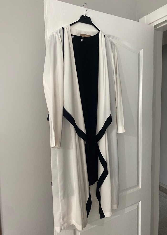 Siyah beyaz takım - Görsel 3