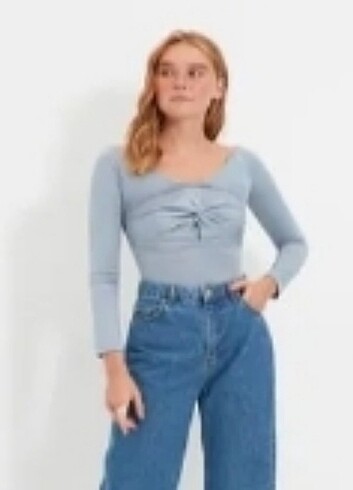 Buz mavi çıtçıtlı body