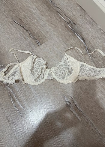 s Beden Nakışlı Beyaz Bohem Sütyen