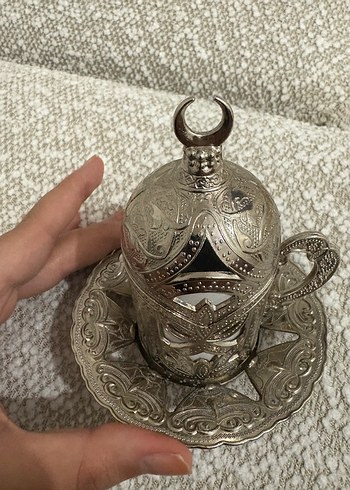 Gümüş Kapaklı İşlemeli Türk Kahve Fincanı