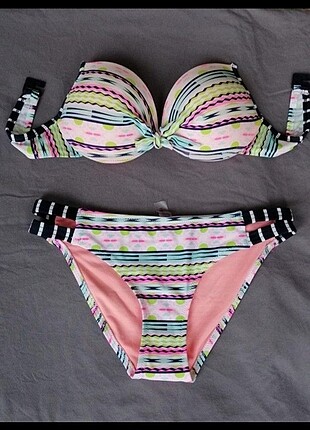 Bikni takımı