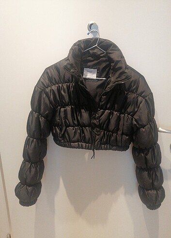 Bershka #BERSHKA #CROP #MONT