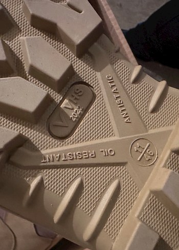 AV BOTU SIFIR 46 numara - Görsel 3