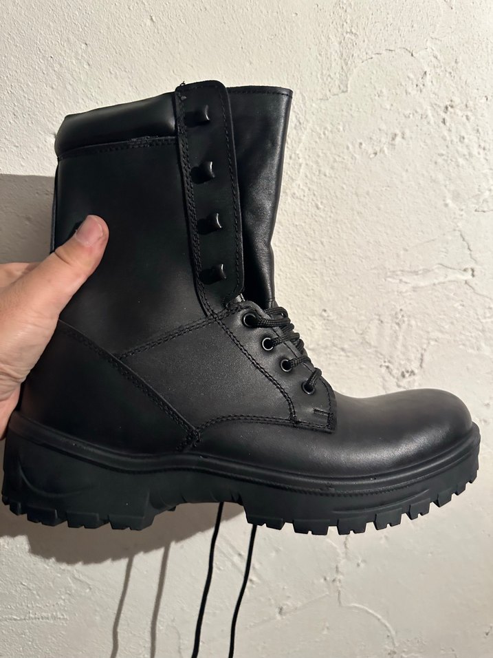 Siyah Erkek Kaymaz bot 44 numara - Görsel 2