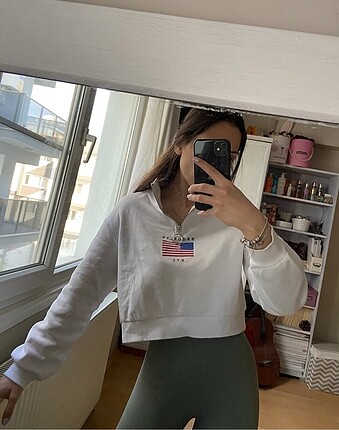 H&M sweatshirt
