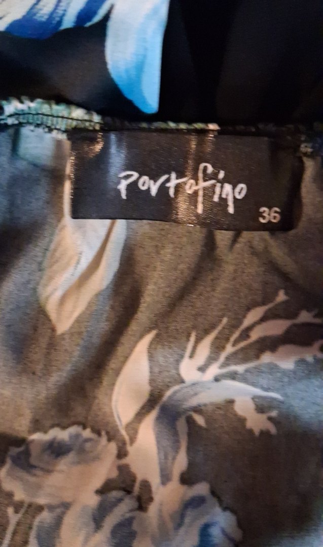 Siyah saten üzerine çiçekli abiye elbise - Görsel 2